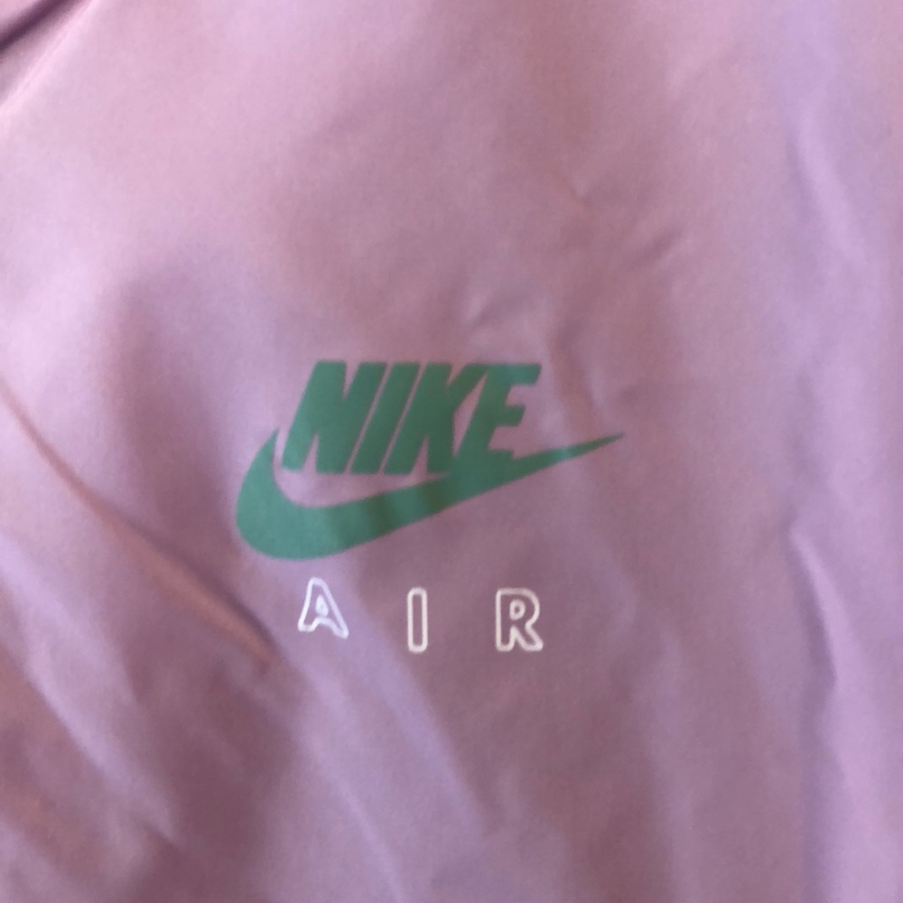 NWT NIKE PACKABLE WINDBREAKER - Picture 9 of 10